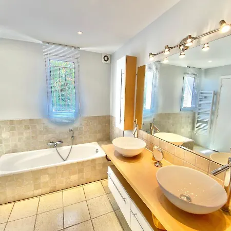Villa Villa Limo Frejus Spacieuse Piscine Fréjus